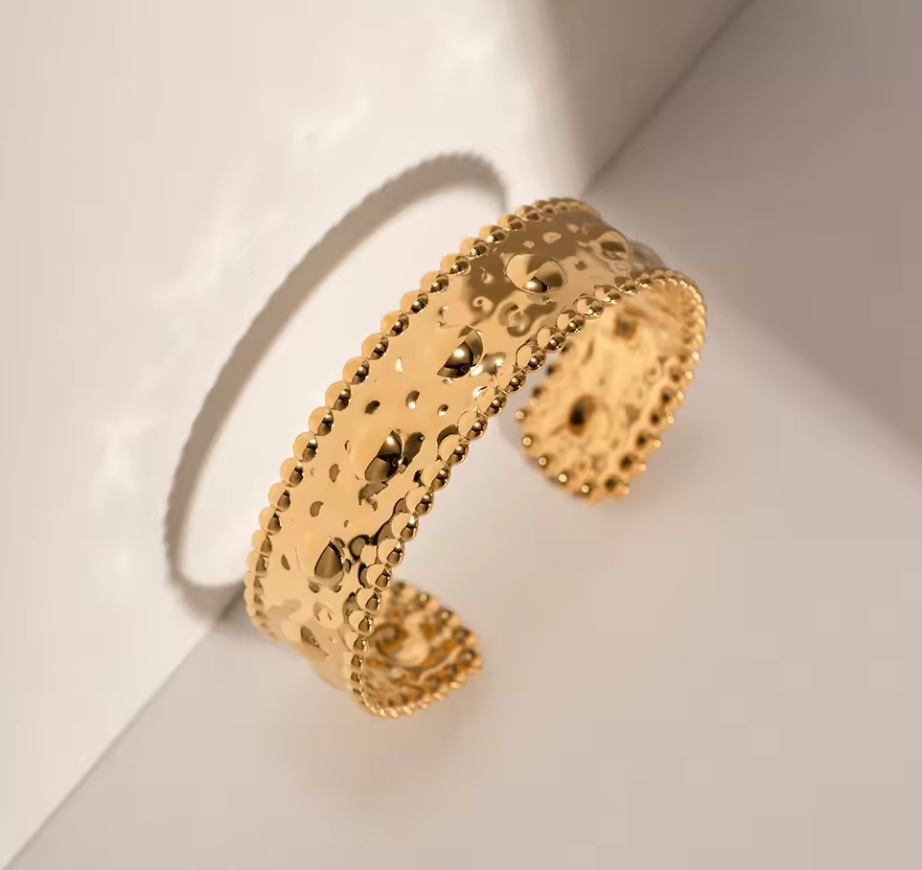 Dainty Bangle