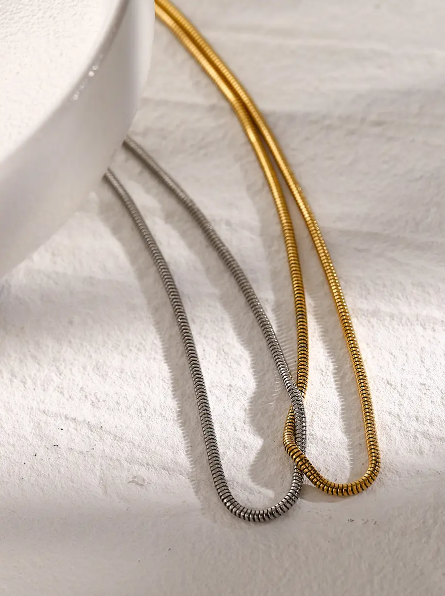 Snake Chain Knot Choker Necklace