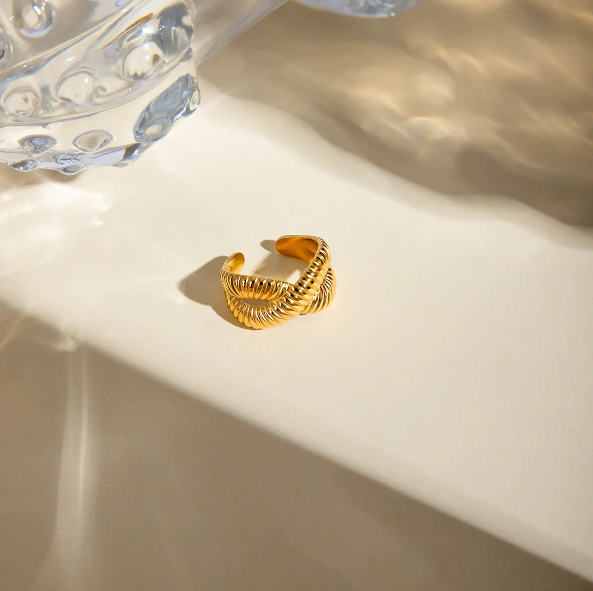 Trend Cross Knot Ring