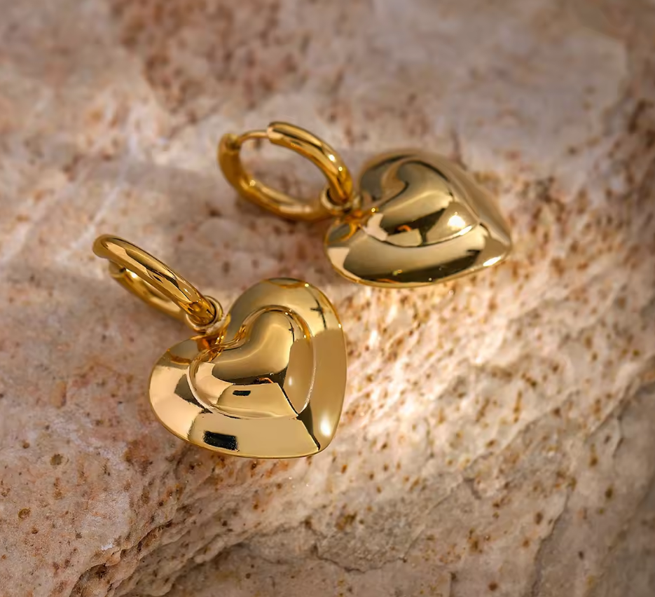 Dangling Trendy Heart