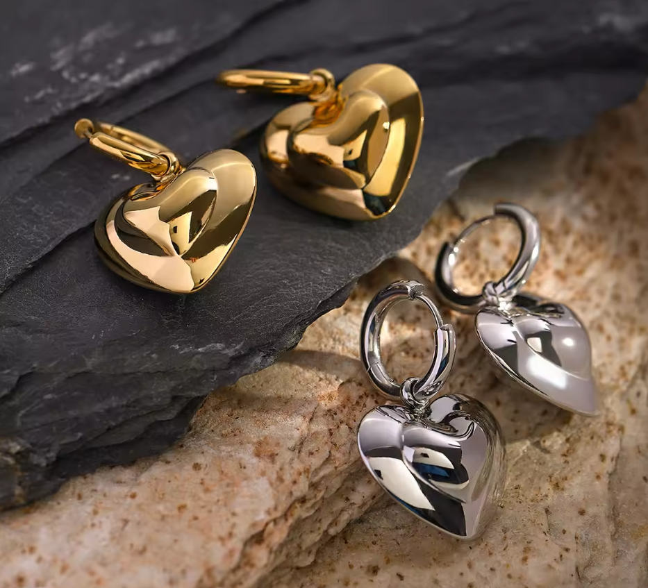 Dangling Trendy Heart